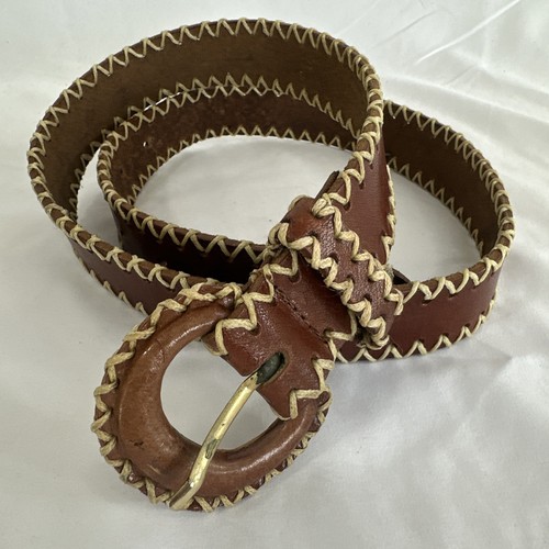 Vtg laced leather belt - laced,